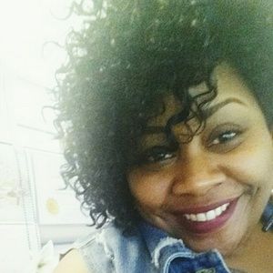 Meet your Posher, Corakeita