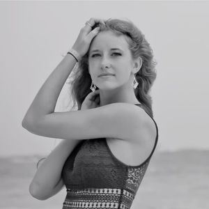 Meet your Posher, Laney