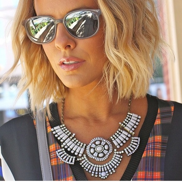 The Shiny Bauble Jewelry - NWT White Tiles Bib Statement Necklace