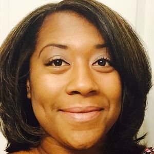 Meet your Posher, Valeria