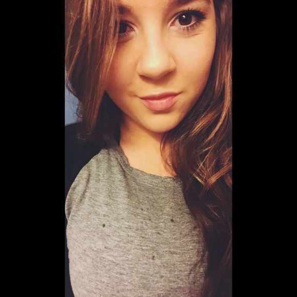 Meet your Posher, Avery