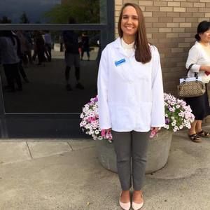 Meet your Posher, Courtney