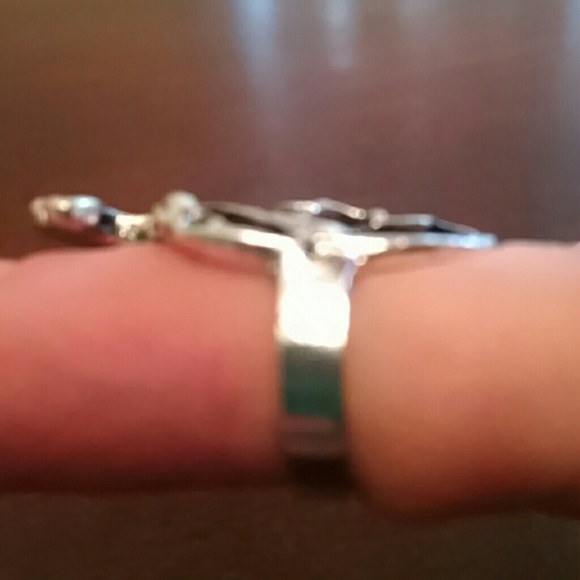 Rose ring - Picture 2 of 3