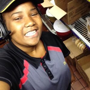 Meet your Posher, Chassidy