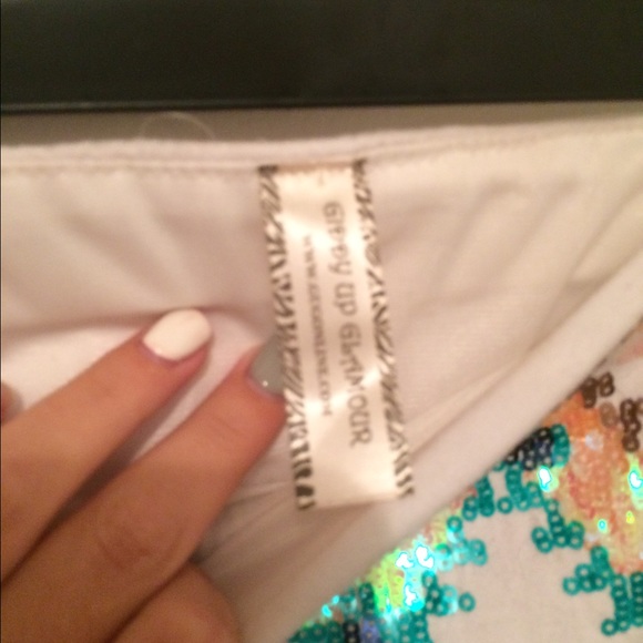 White sequined skirt - Picture 2 of 3