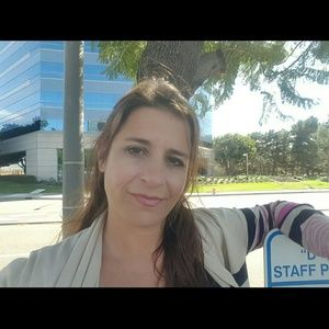 Meet your Posher, Robin