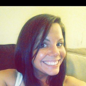 Meet your Posher, Casey