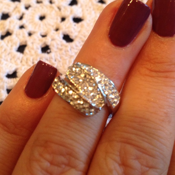 Silver sparkle cocktail ring - Picture 3 of 4