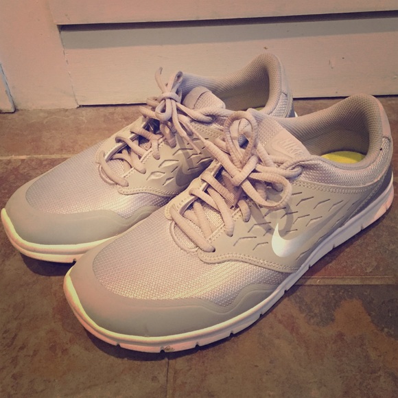 Silver Shiny Orive Nike Sneakers