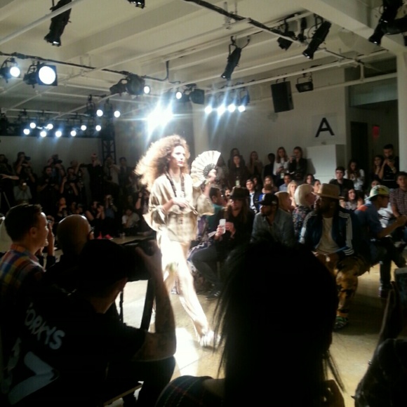 Meet your seller/buyer - Picture 3 of 3