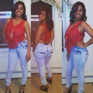 Meet your Posher, Mayra