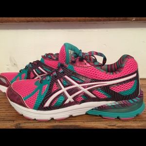 Asia women gel preleus