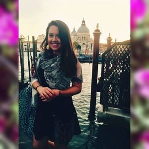 Meet your Posher, Arielle