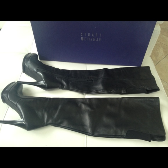 Stewart Weitzman knee-high leather boots