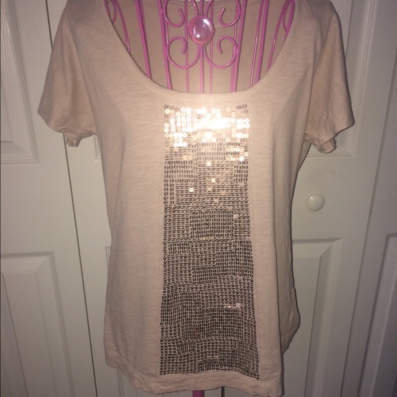 Glamorous Tops - Picture 3 of 4