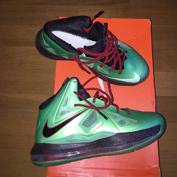 NIKE LEBRON X “Cutting JADE”