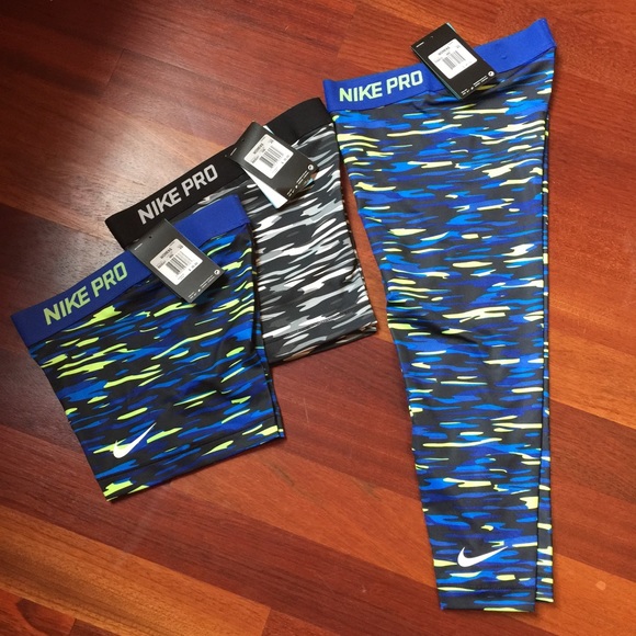 XSMALL Nike Pro Capri & short bundle NWT