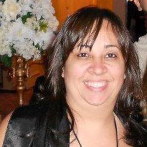 Meet your Posher, Iris