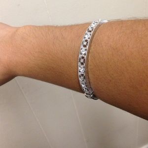 Silver reversible rhinestone bracelet😍