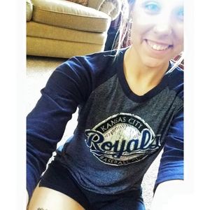 Meet your Posher, Lena