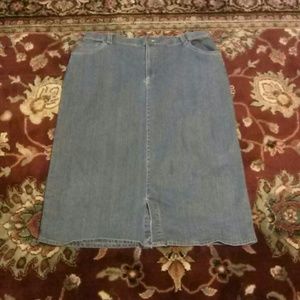 Blassport Plus-sized Skirt