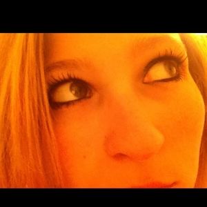 Meet your Posher, Dana