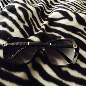 Authentic channel Glasses