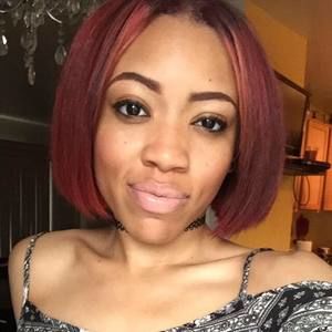 Meet your Posher, Mikaela