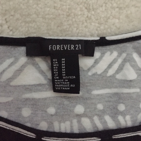 Forever 21  Long Sleeve Crop Top - Picture 2 of 3