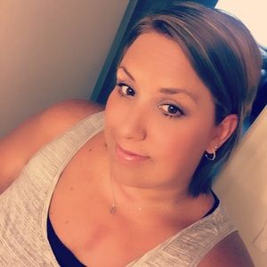 Meet your Posher, Jena