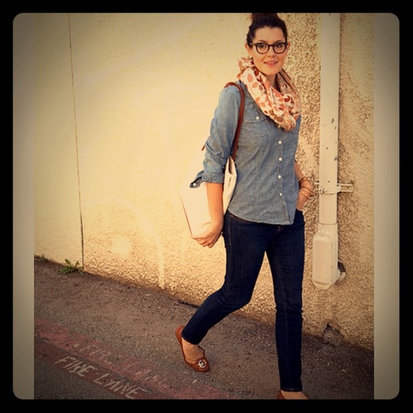 Gap Chambray button up top