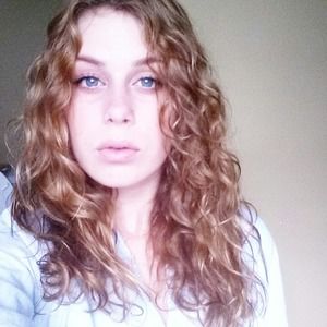 Meet your Posher, Alayna