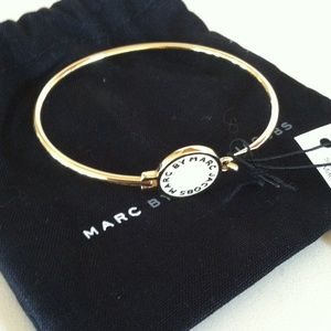 Final price 🌟Marc Jacobs gold bracelet! Cute!