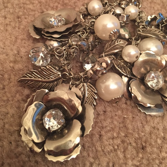✨Charm Necklace✨ - Picture 3 of 3