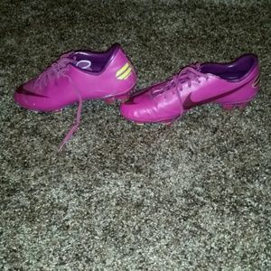 Nike womens soccer cleats