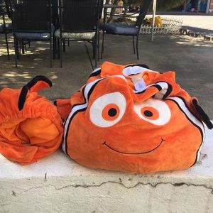 Finding memo costume