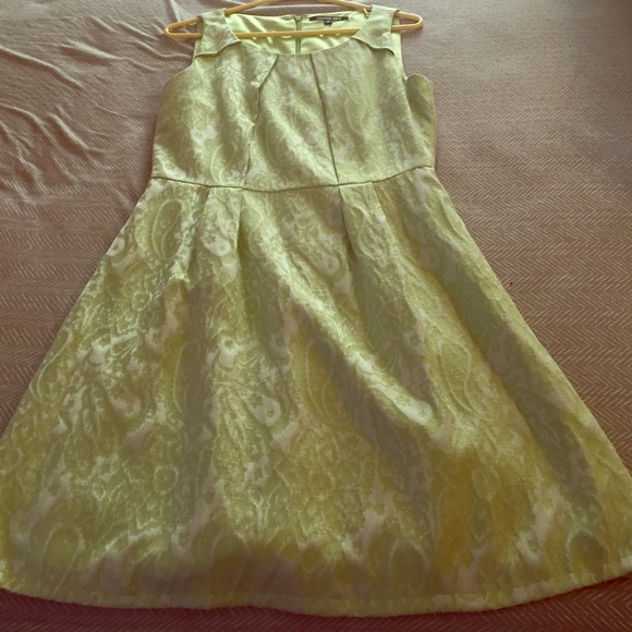 Beautiful green Gianni Bini dress