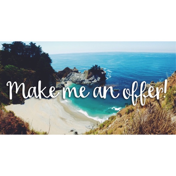 Meet your Posher, Lauren - Picture 2 of 2