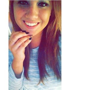 Meet your Posher, Janelle