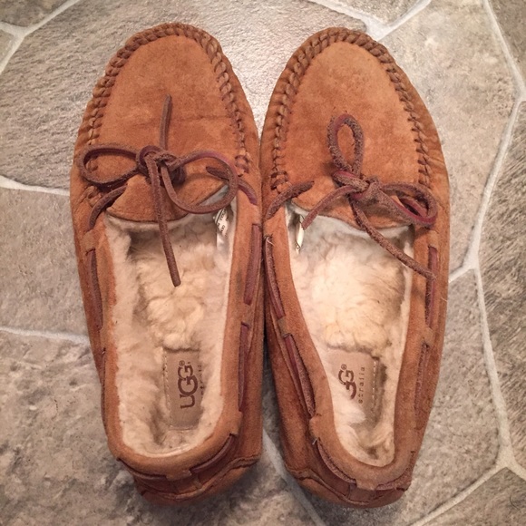 UGG Shoes - UGG Chestnut Tan Brown Moccasins Slippers