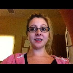 Meet your Posher, Sara