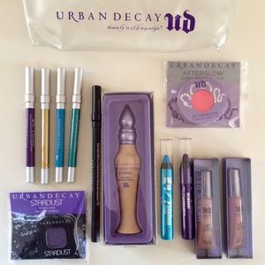 💄 Urban Decay 12-piece makeup bundle w/ XL primer
