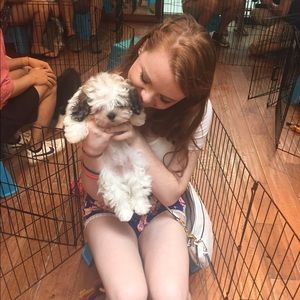 Meet your Posher, Anicka