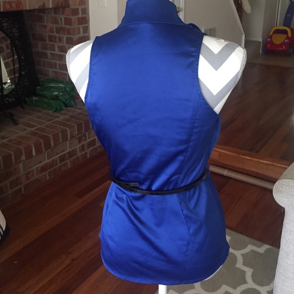 Blue Top - Picture 2 of 4