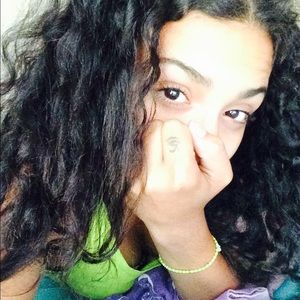 Meet your Posher, Adalys