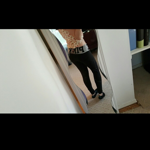 Pink leggings ((((ON HOLD))) DONT BUY