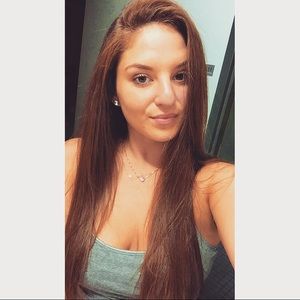 Meet your Posher, Emily