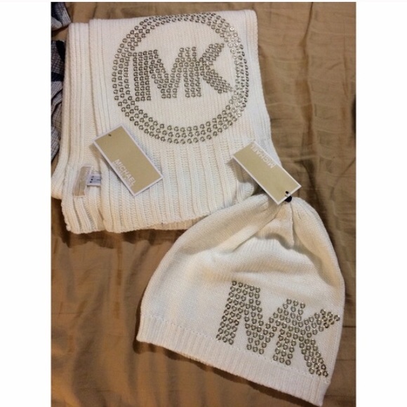 Michael Kors Hat and Scarf Set