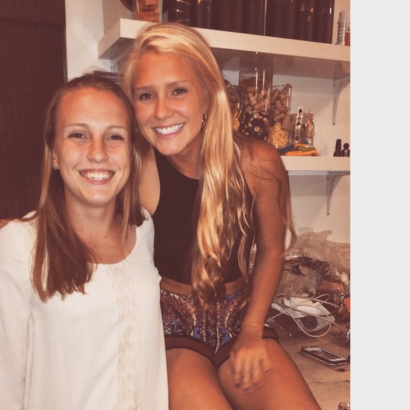 Meet your Posher, Meghan - Picture 2 of 3