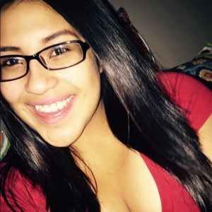 Meet your Posher, Kim